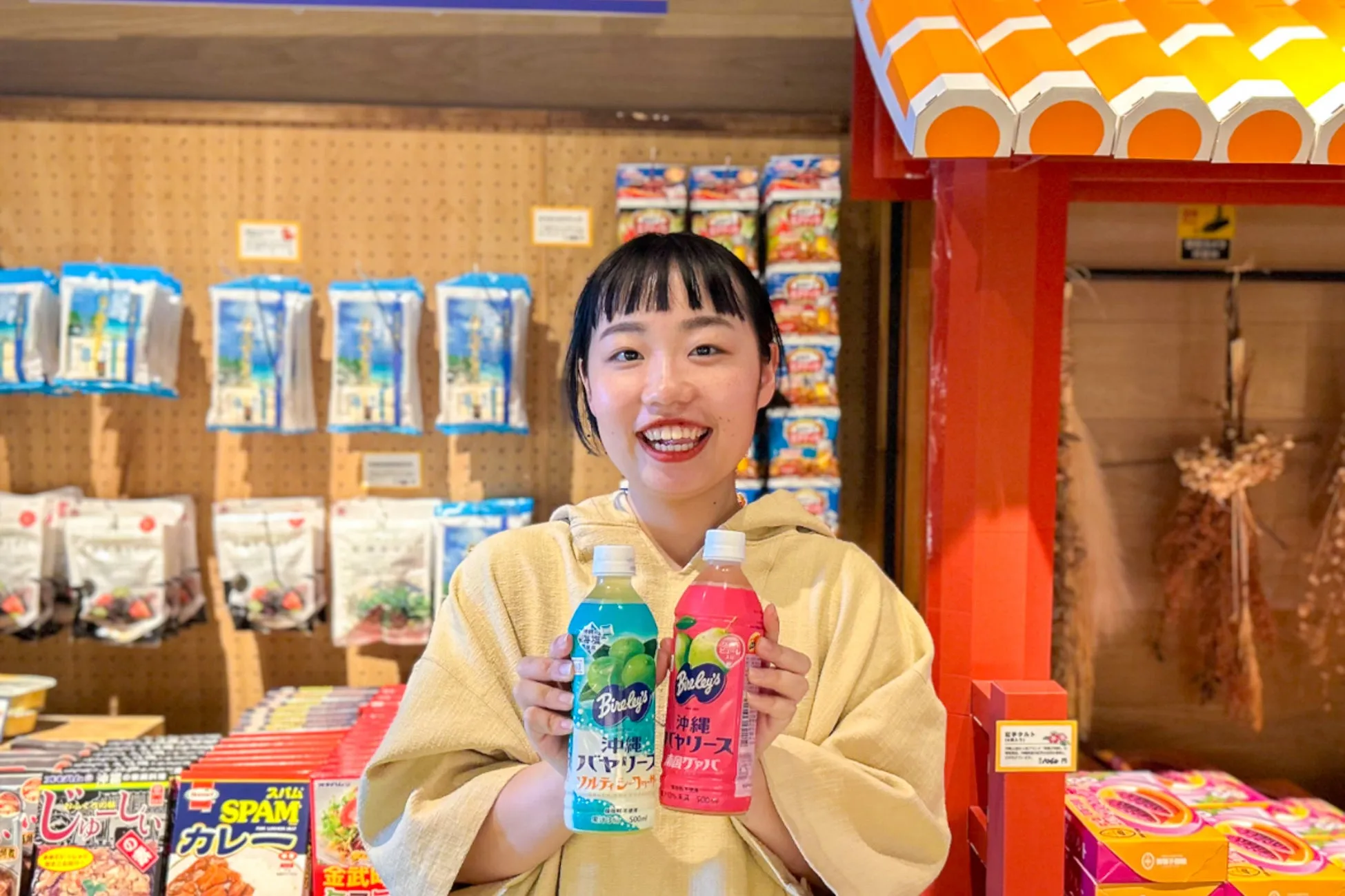 ジュースと商品棚